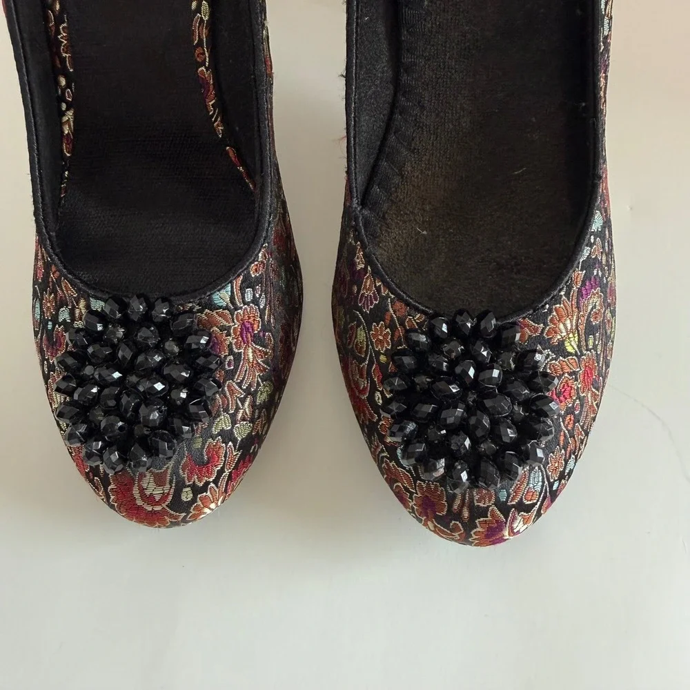 Rocket Dog Floral Tapestry Brocade‎ Beaded Pumps Boho Black Multi Womens 8M